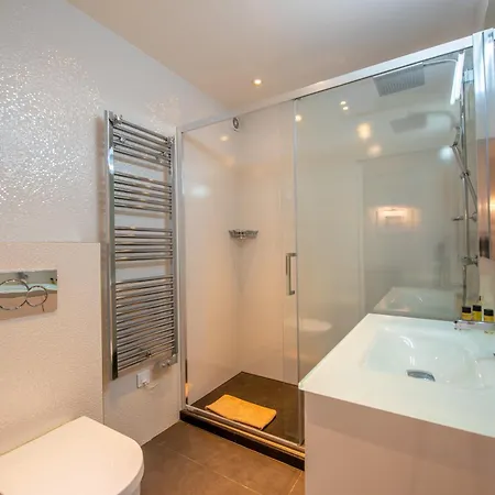 Prestigieux - Pied Dans L'eau Apartment